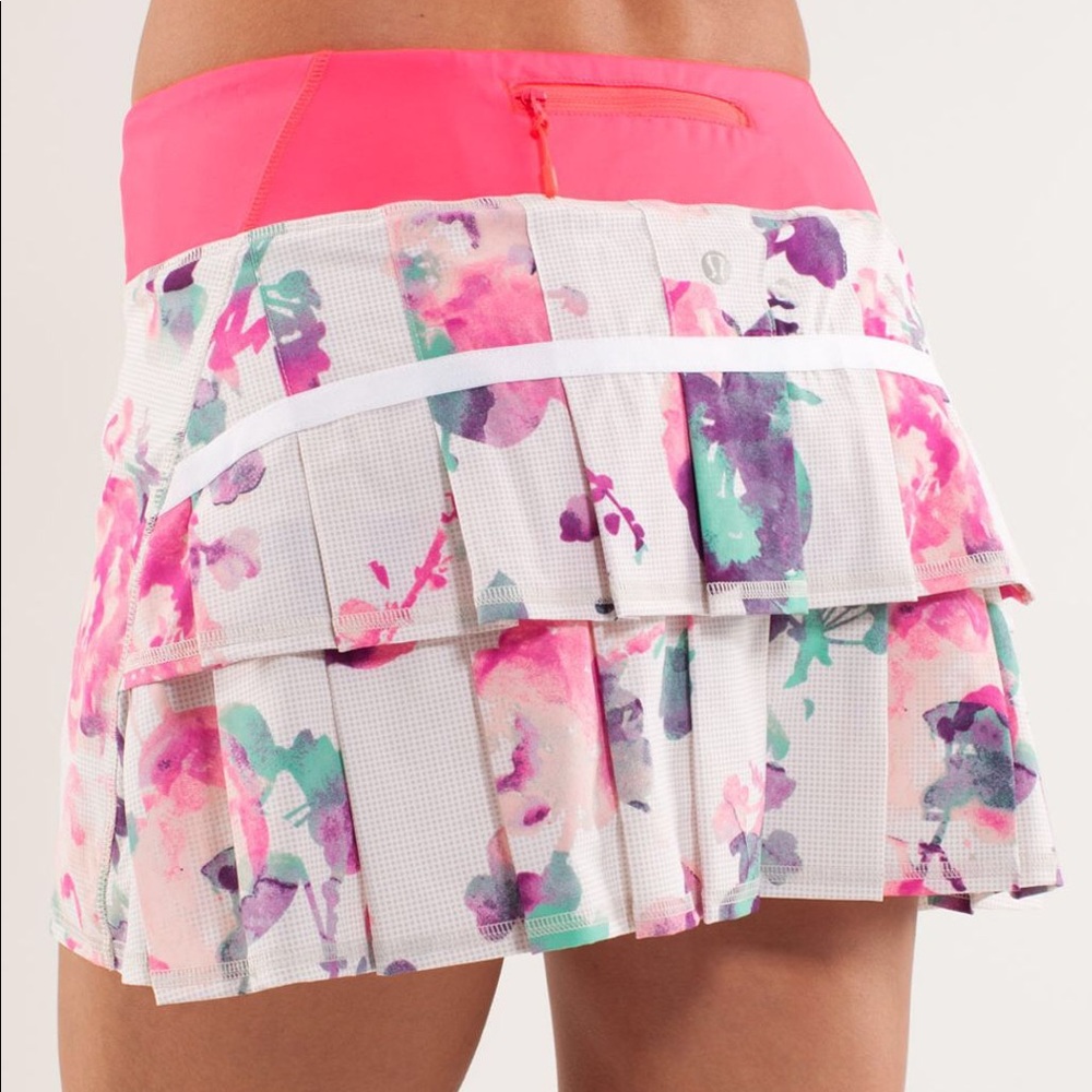 Lululemon Pace Setter Skirt Blurred Blossoms